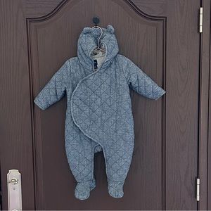 Baby Gap Quilted Bunting Suit Gray Hooded Pram Snowsuit 6-12 Months